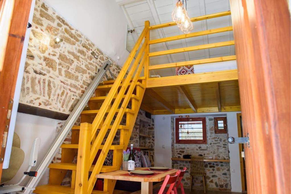 Lavrio Stone House 5 Min From The Centre/Port Apartment Ngoại thất bức ảnh