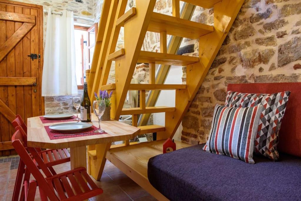 Lavrio Stone House 5 Min From The Centre/Port Apartment Ngoại thất bức ảnh
