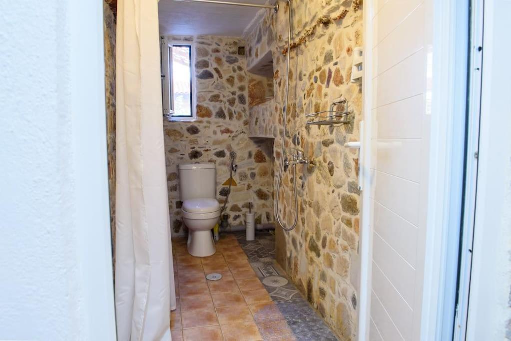 Lavrio Stone House 5 Min From The Centre/Port Apartment Ngoại thất bức ảnh