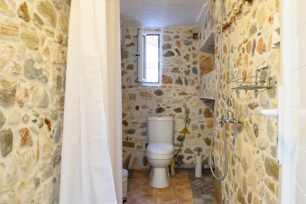 Lavrio Stone House 5 Min From The Centre/Port Apartment Ngoại thất bức ảnh
